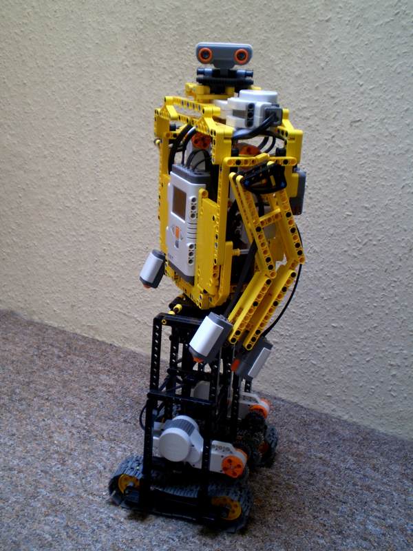 humanoid lego