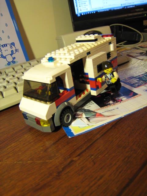 lego police vans