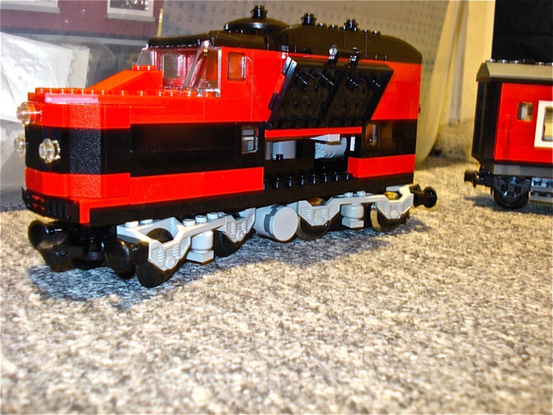 moc_red_jacket_passenger_diesel_4.jpg