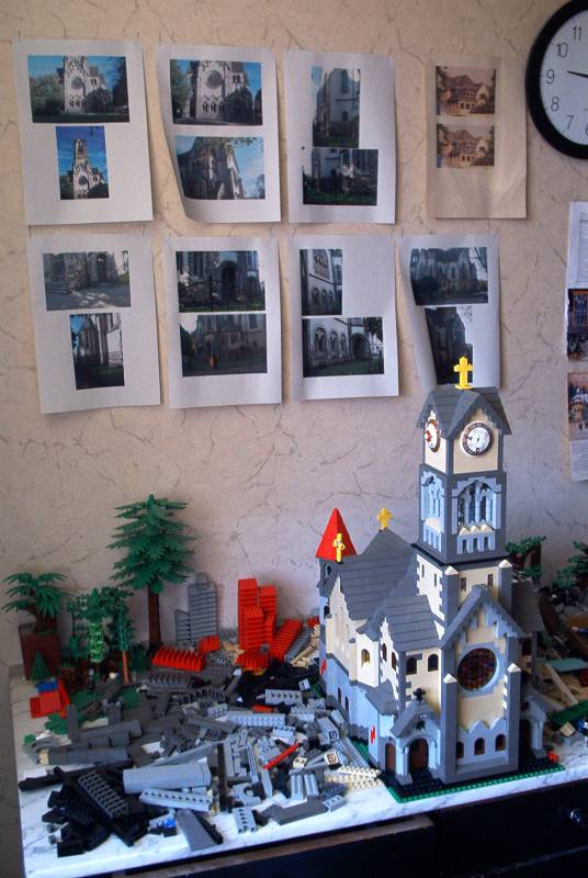 Luther-Kirche beim Bau aus LEGO®