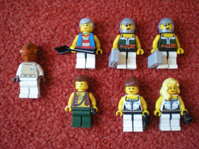 lego_pab_figures_resized.jpg