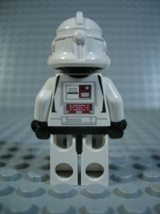 clone_trooper_darkred_rear.jpg