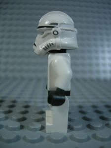 clone_trooper_ep3_side.jpg