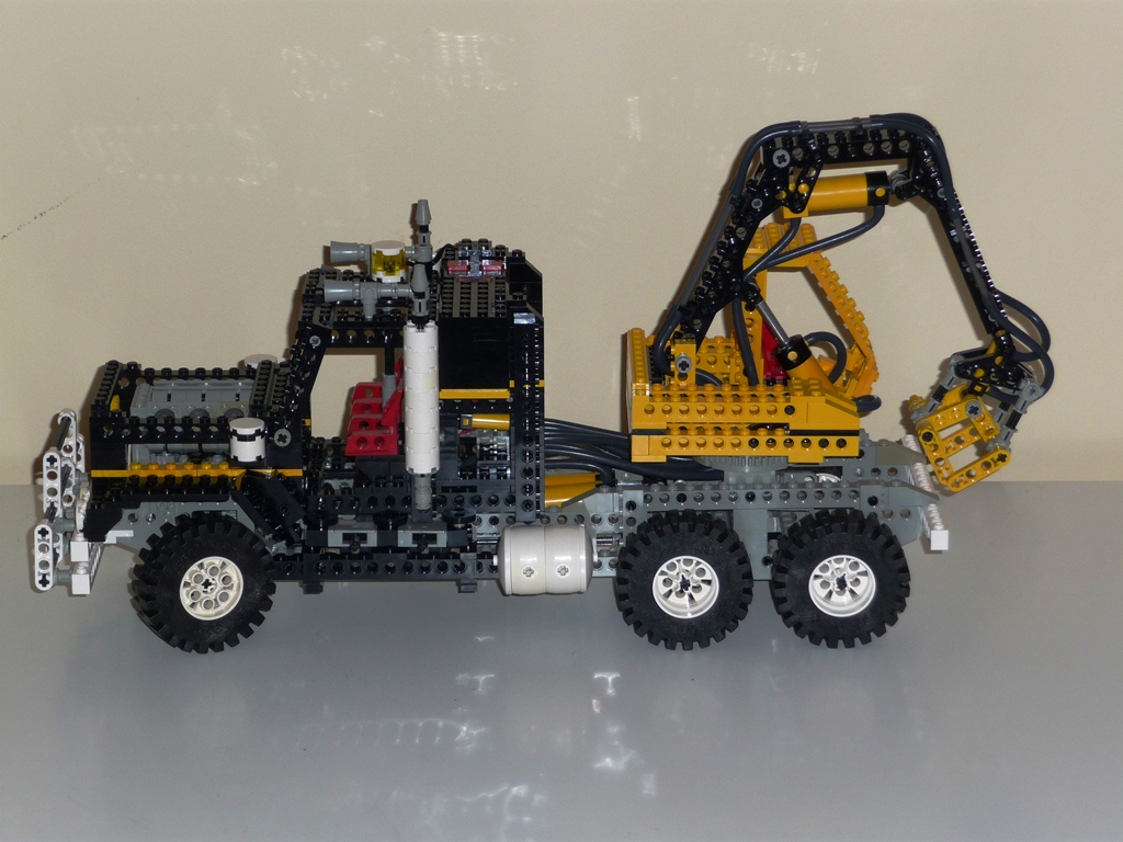 8868_air_tech_claw_rig.jpg