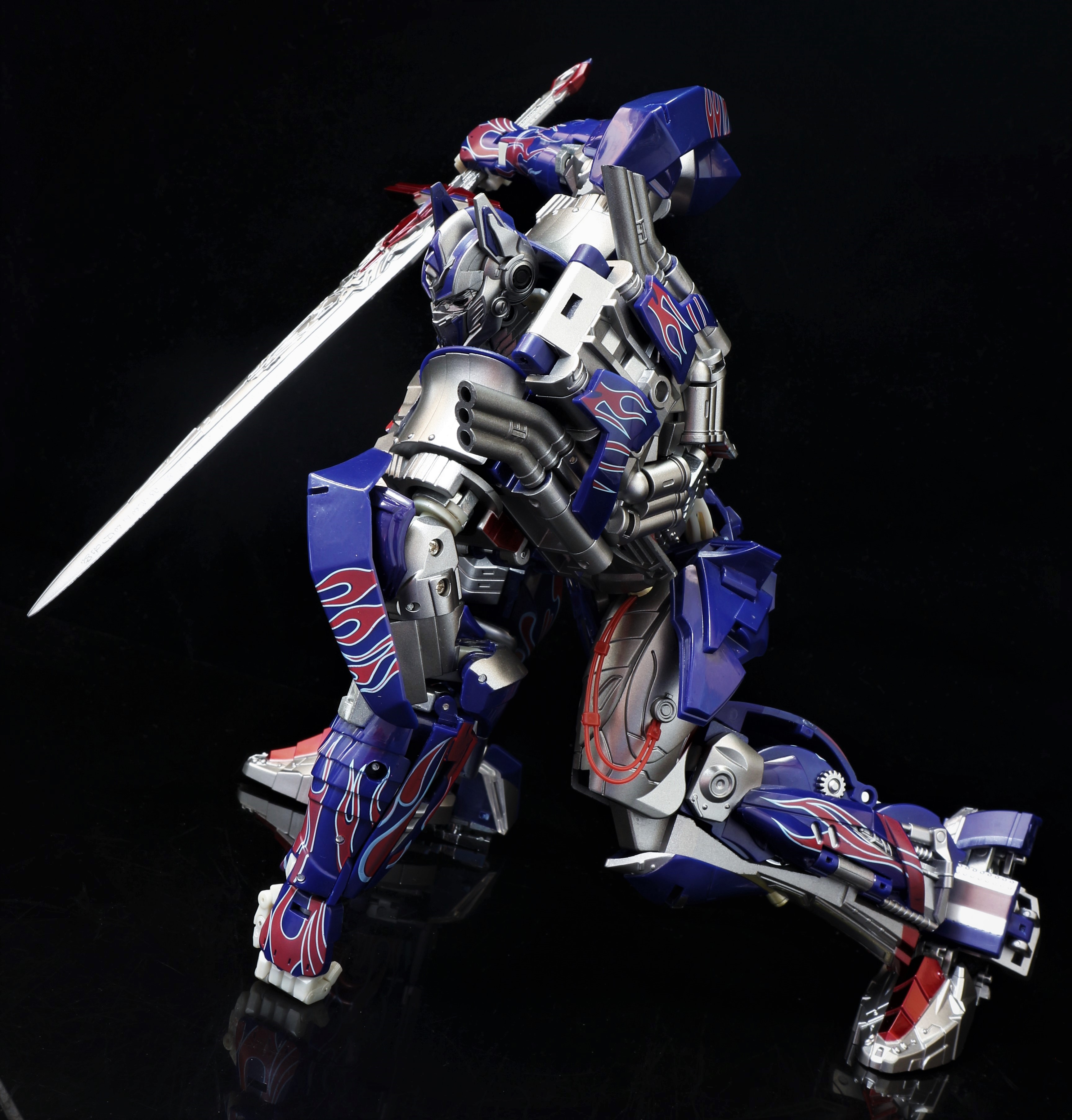 optimus prime aoe toy