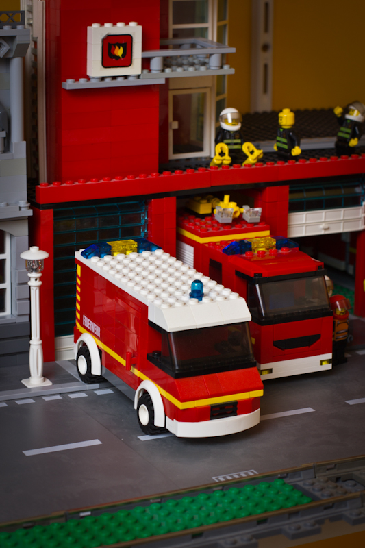 Afficher le sujet - [MOC] Caserne de pompiers