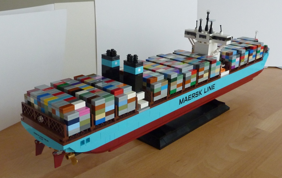 maersk container ship lego