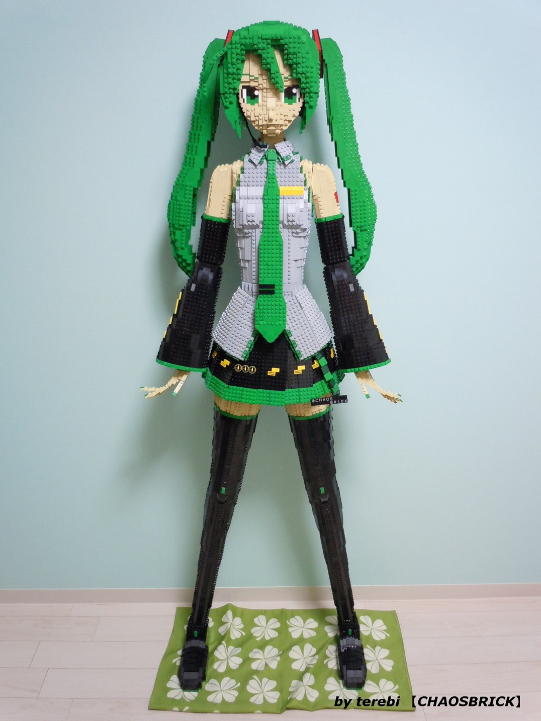 life size hatsune miku figure