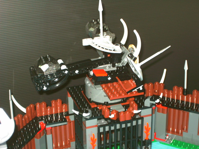 viking_fortress_12_primary_catapult_2.jpg