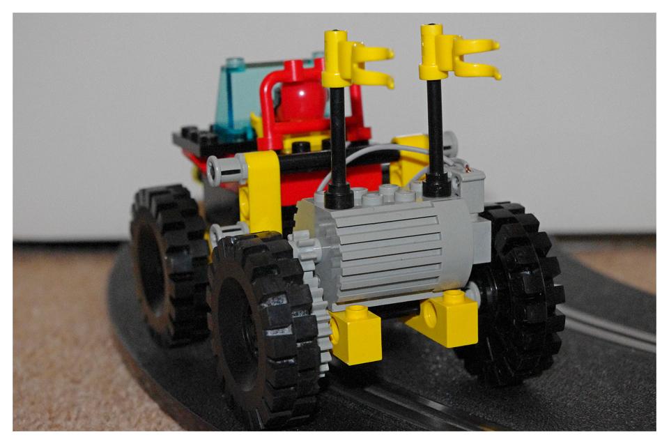 lego_scalextric_truck_rear.jpg