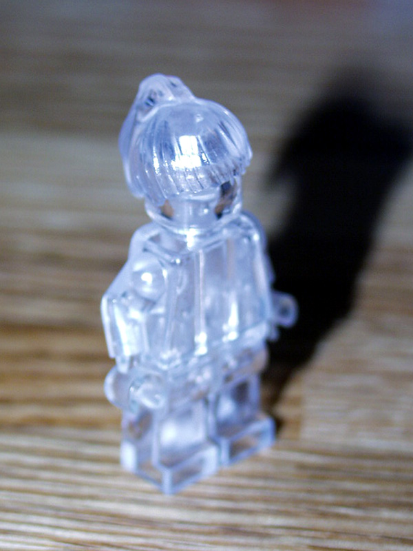 clear_minifig.jpg