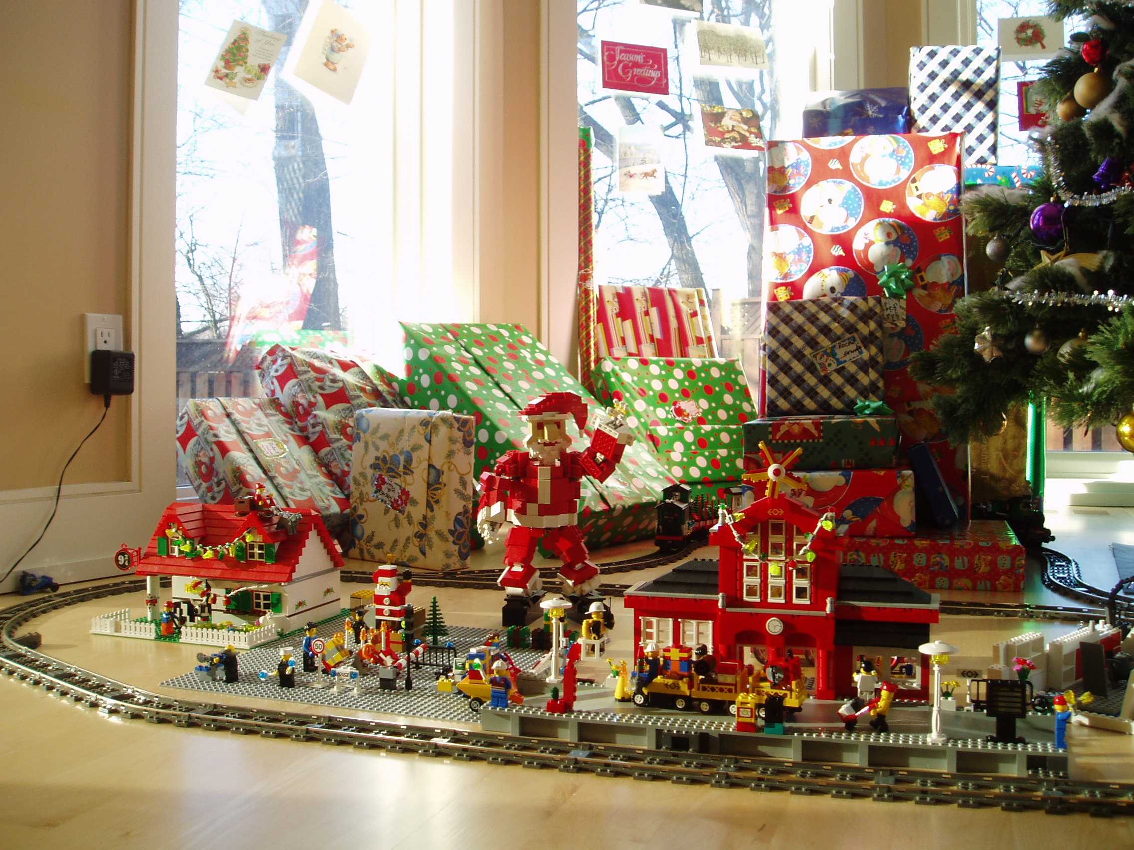 legoxmasdisplay3.jpg