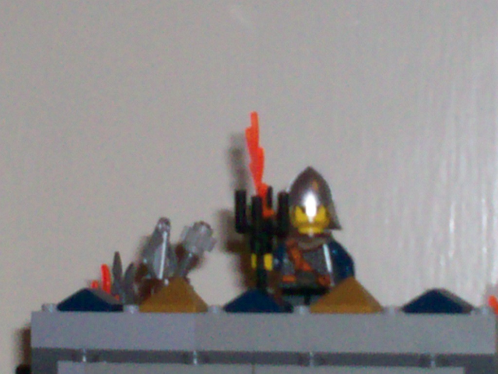 eurobricks_community_castle_armory_005.jpg