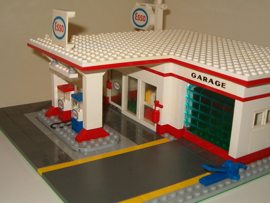 service_station03.jpg