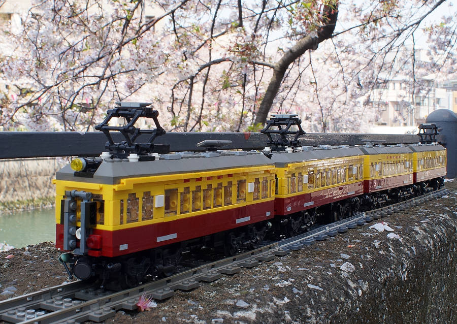 鉄道作品[日本形]】京阪特急1900形(2) 鴨川河畔に復活？ : Legoゲージ推進機構日報～レゴトレイン・ブログ