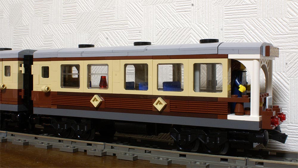 鉄道作品（その他）】#10194エメラルドナイト客車をいじってみた: Lego