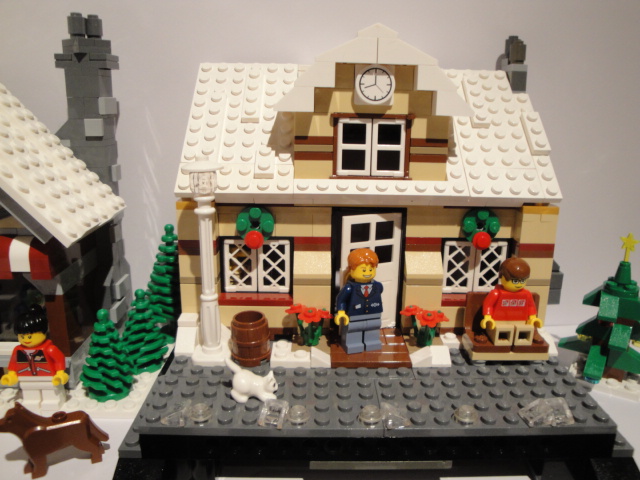 lego_winter_train_station_and_others_022.jpg