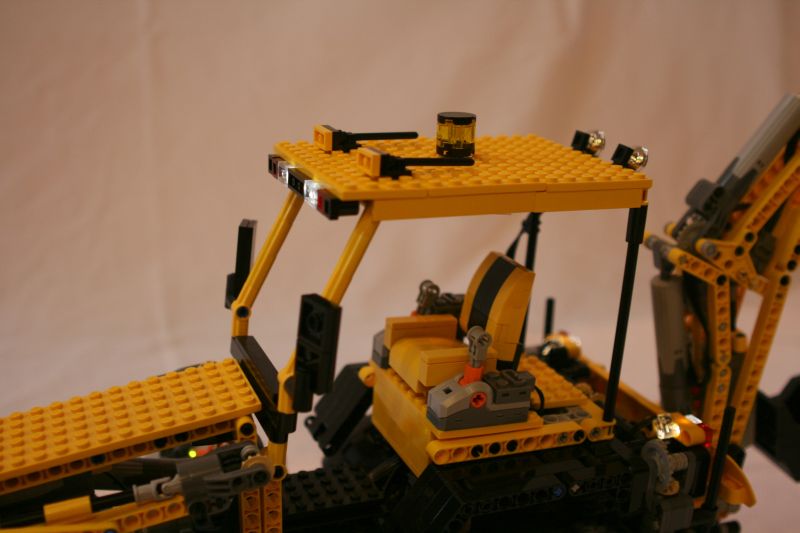 backhoe021.jpg