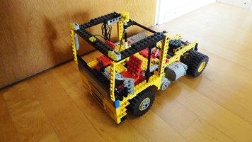 Lego 4x2 truck 16-speed