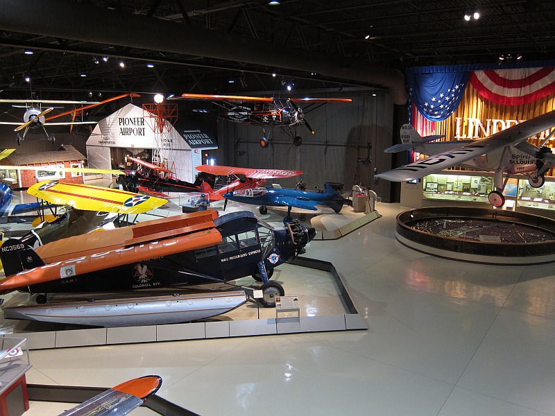 Brickshelf Gallery - 010_eaa_museum_oshkosh.jpg