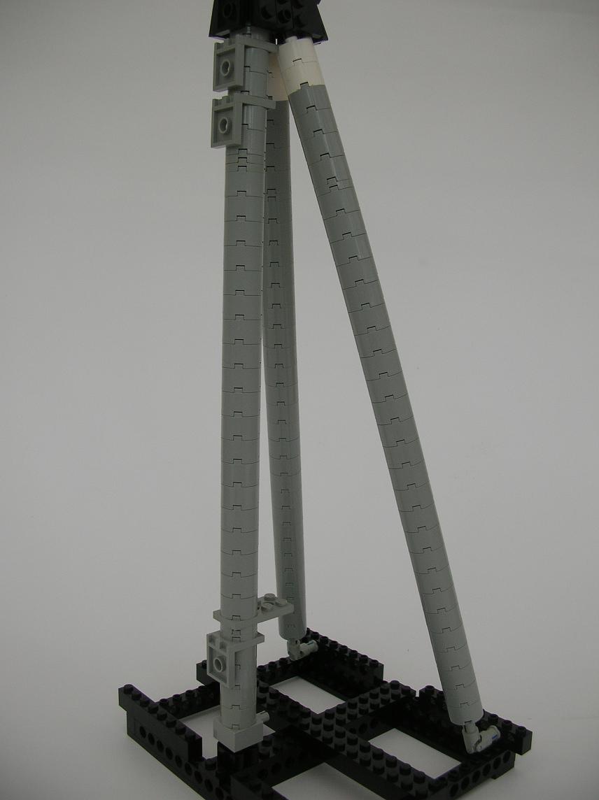 Brickshelf Gallery - x_main_mast_tripod.jpg