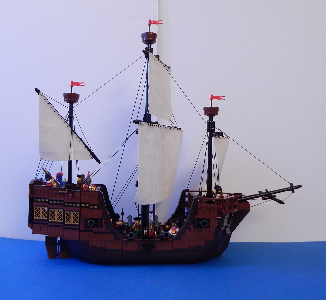 Brickshelf Gallery - cccxiv_warship_2.jpg