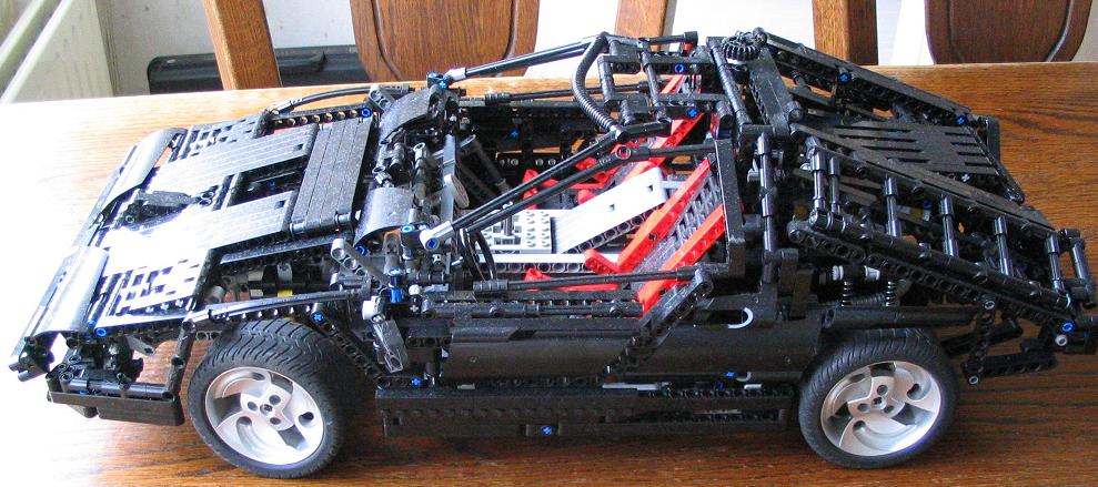 Brickshelf Gallery - lego_lamborghini_countach_black_001.jpg