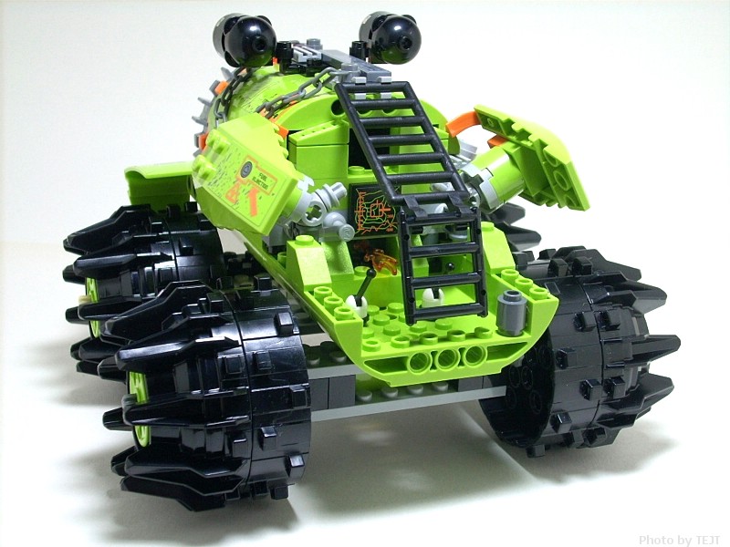 http://www.brickshelf.com/gallery/JohnnyT/OBZORbl/ThunderDriller/thdrob_resc_13.jpg