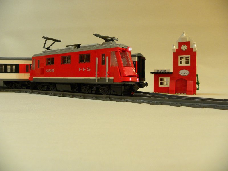 RE 4/4 II 11223 - LEGO Train Tech - Eurobricks Forums