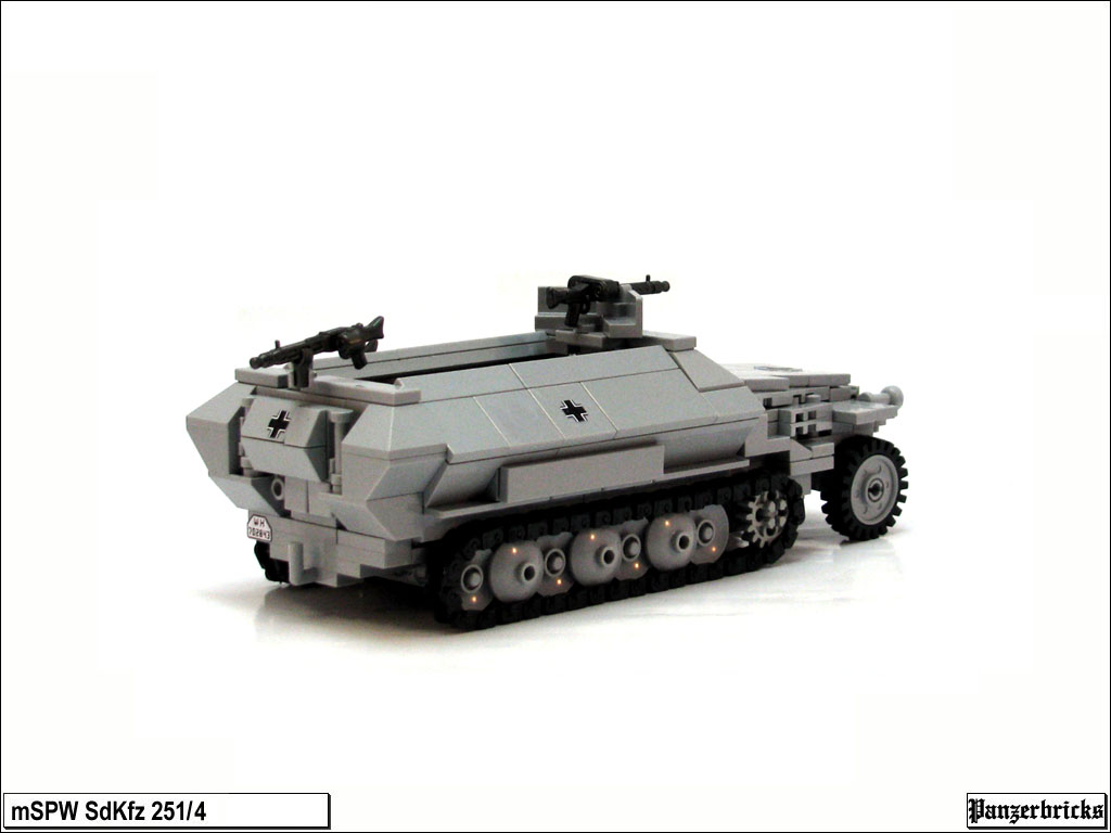 Brickshelf Gallery - sdkfz251-4-05.jpg