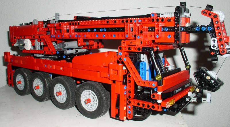 Кран техник. Кран LEGO Technic 2023. LEGO Technic кран Mercedes. Terex кран LEGO. Лего техник автокран 42144.