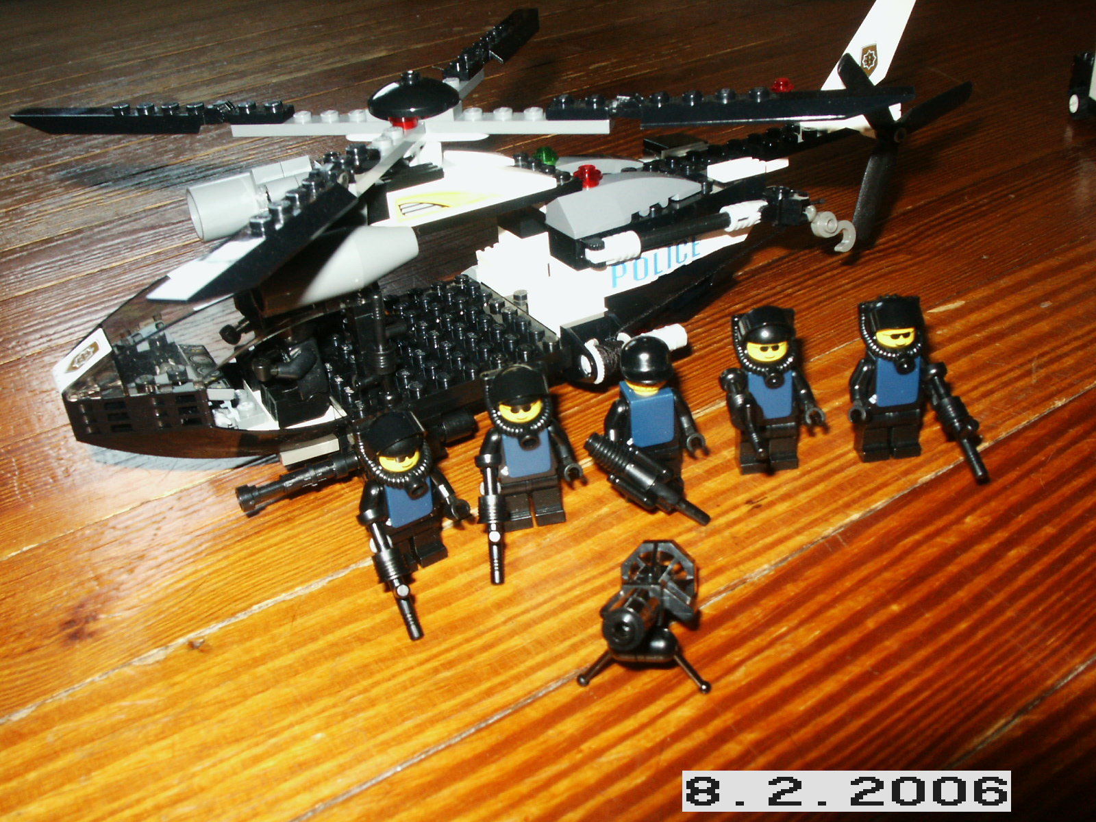 brickshelf-gallery-swat-team-1-jpg