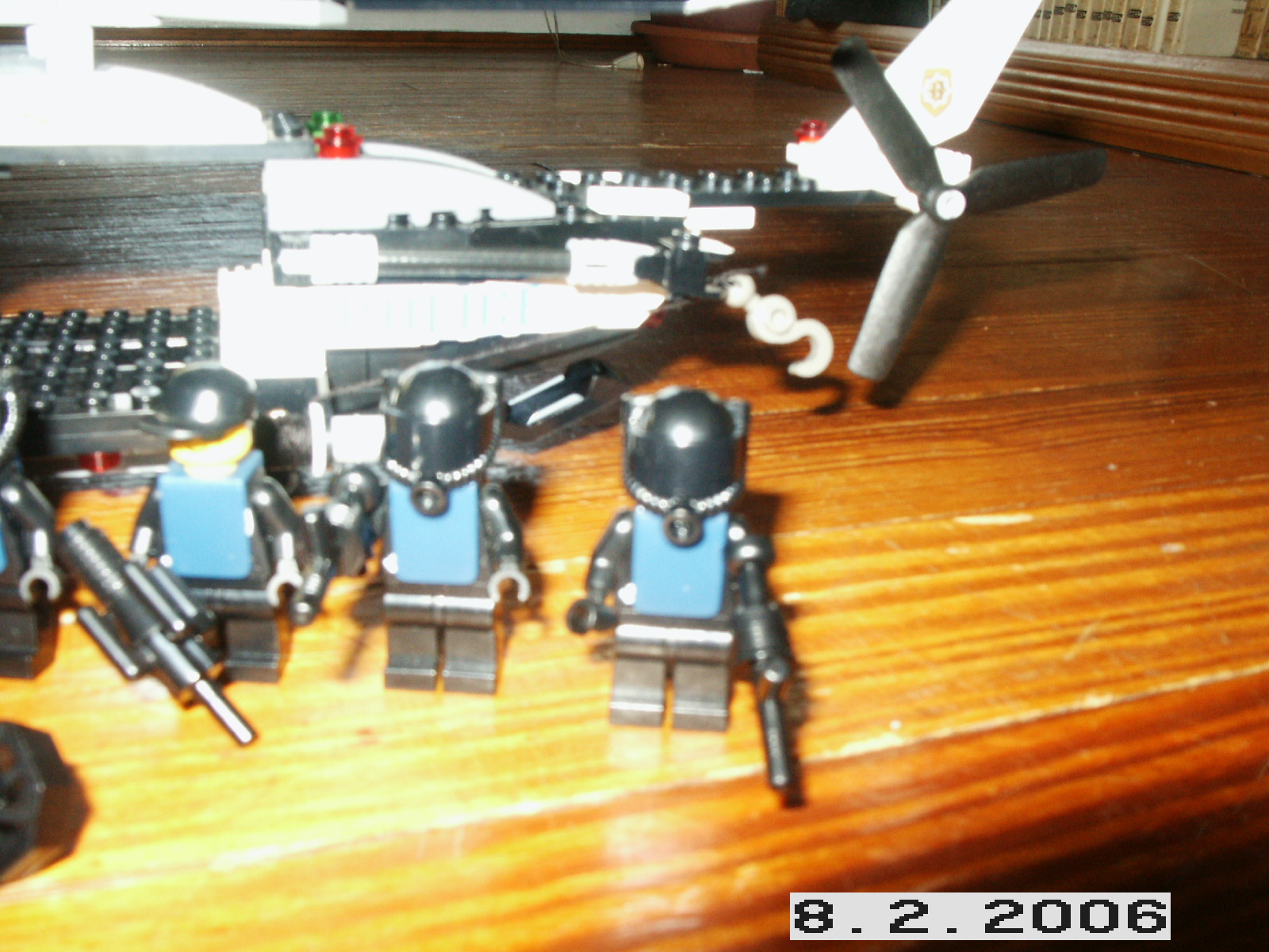 brickshelf-gallery-swat-team-3-jpg