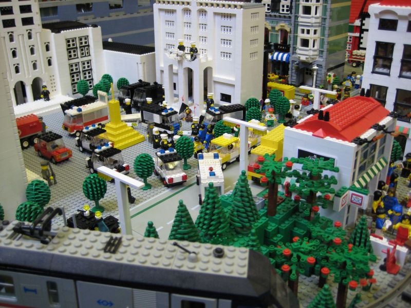 The mafia are back - LEGO Town - Eurobricks Forums