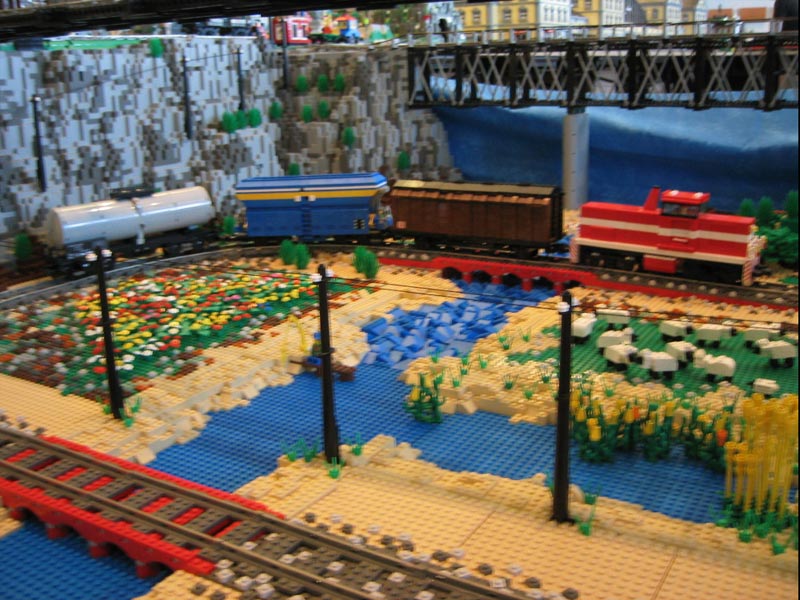 Brickshelf Gallery - 04_valley.jpg