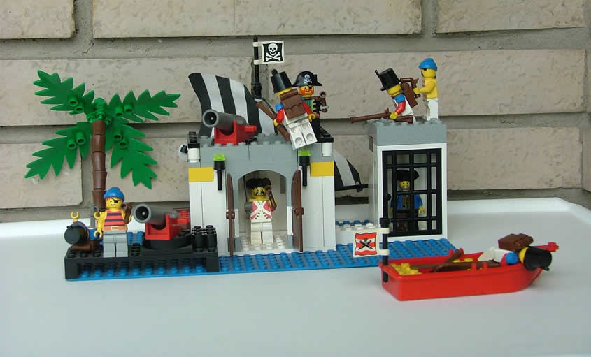 Imperial barracks - Pirate MOCs - Eurobricks Forums