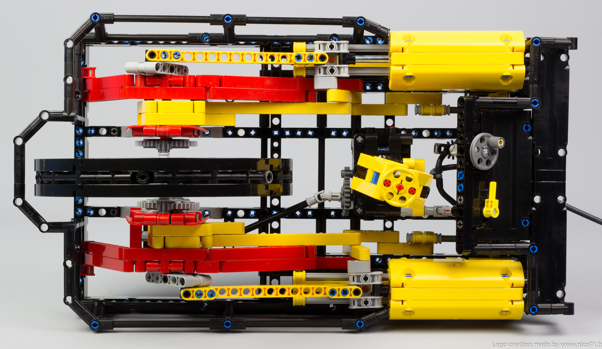 Технические блоки. LEGO pneumatic System v2. LEGO Technic пневматика. LEGO Technic Crazy Machine. Лего s750 манипулятор.