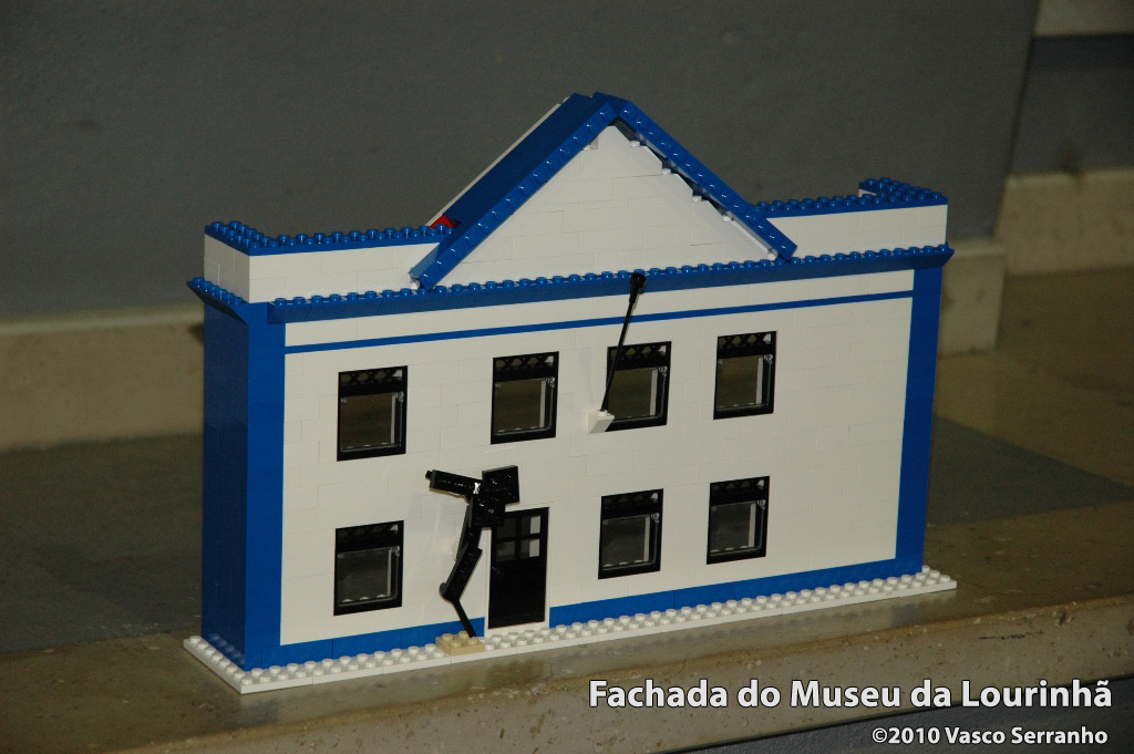 museu_lourinha_fachada_03.jpg
