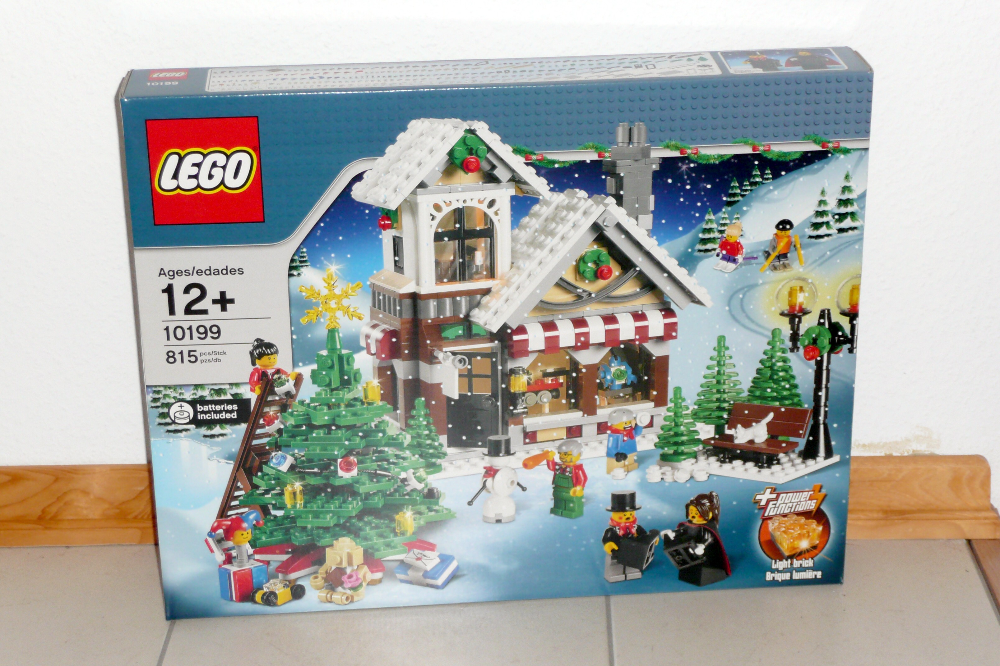 Brickshelf Gallery - 10199-10-110-weihnachtlicher_spielzeugladen.jpg