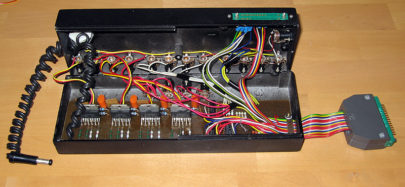 lm-04-control-unit-inside.jpg