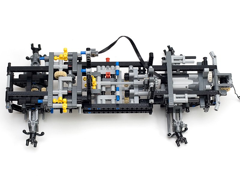 Обзор набора LEGO Technic 8297 "Off-Roader" .