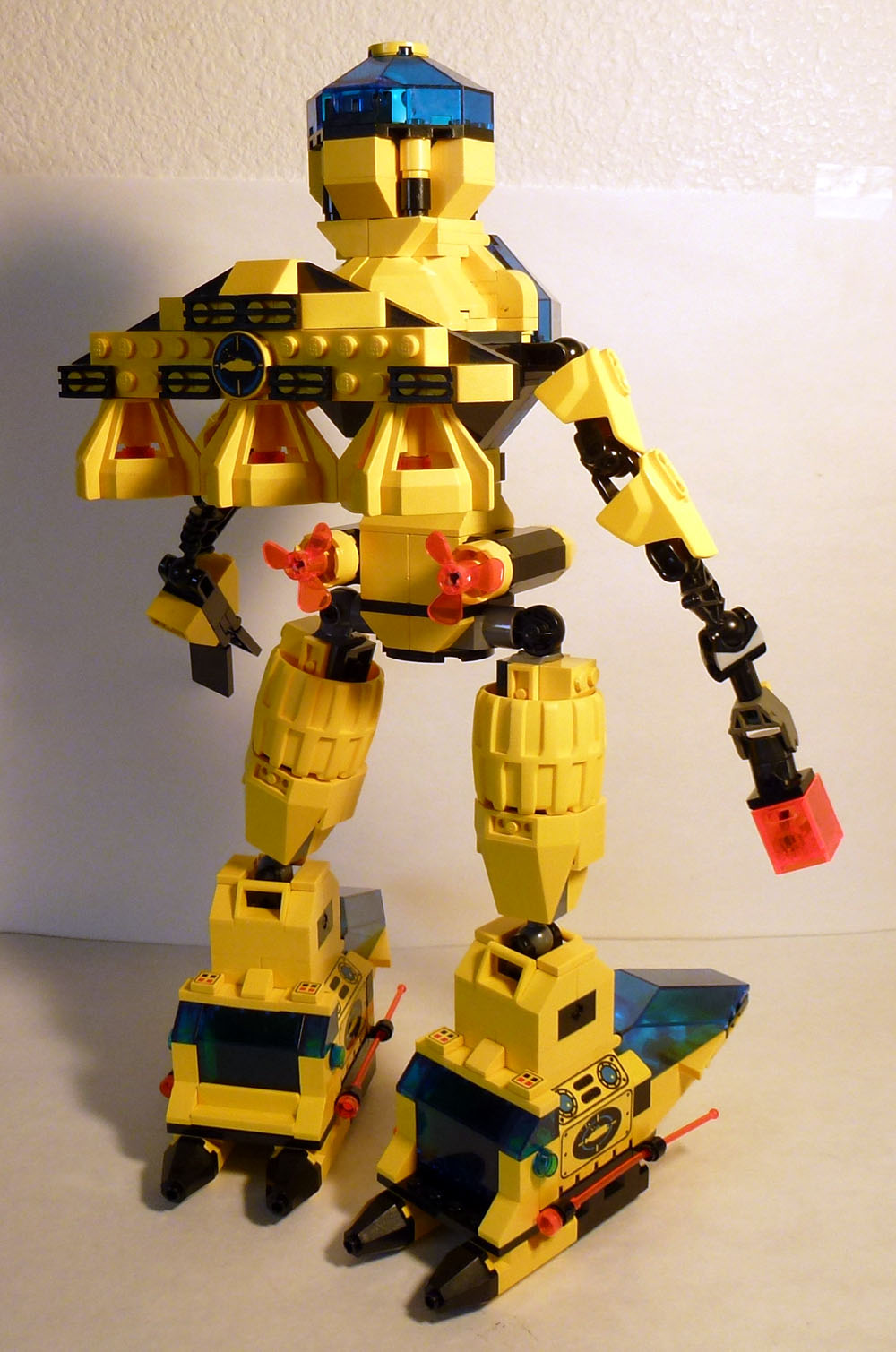 Brickshelf Gallery - Aquanaut-mech-03.jpg